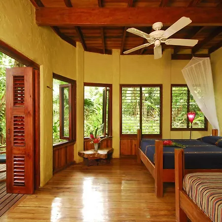 Playa Nicuesa Rainforest Eco Sanctuary Golfito Exterior photo
